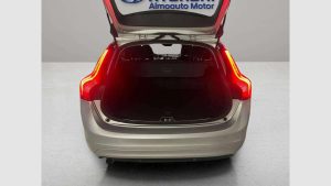 Volvo V60 2.0 D3 Momentum