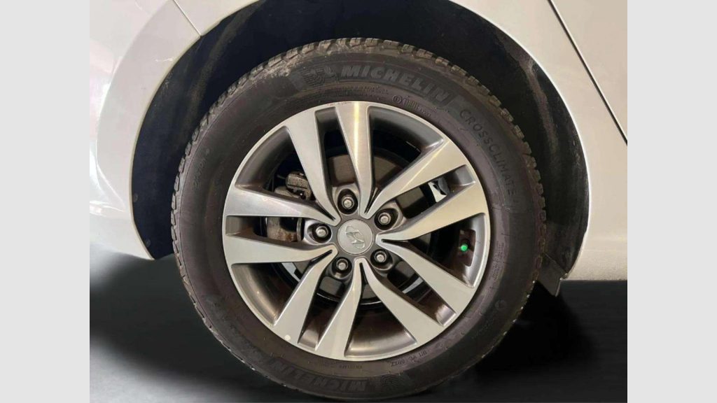 Hyundai i30 I30 5P TGDI 1.0 120CV GO PLUS MY19