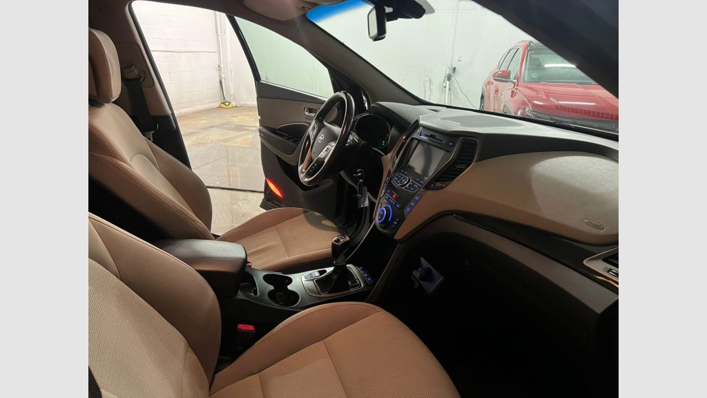 Hyundai Santa Fe 2.2 CRDi Klass Nav 4×2 7S