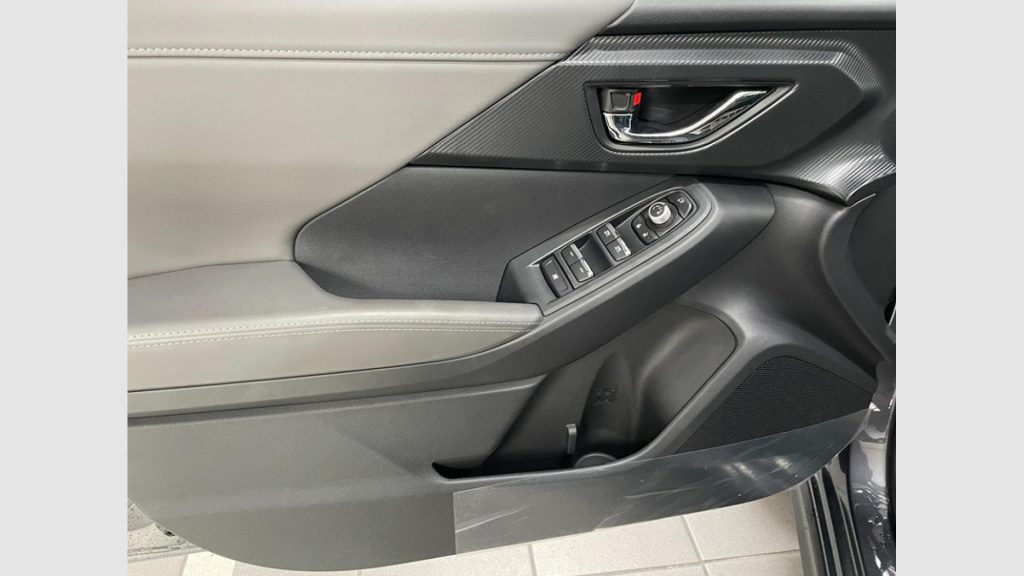 Subaru crosstrek 2.0i Hybrid CVT Touring