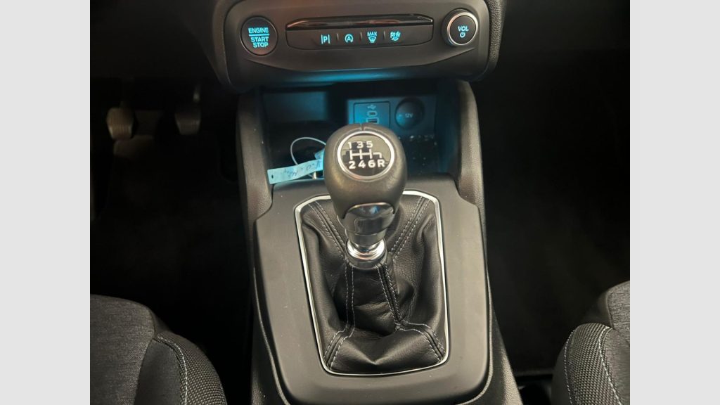 Ford Focus 1.0 Ecoboost MHEV 114kW Active