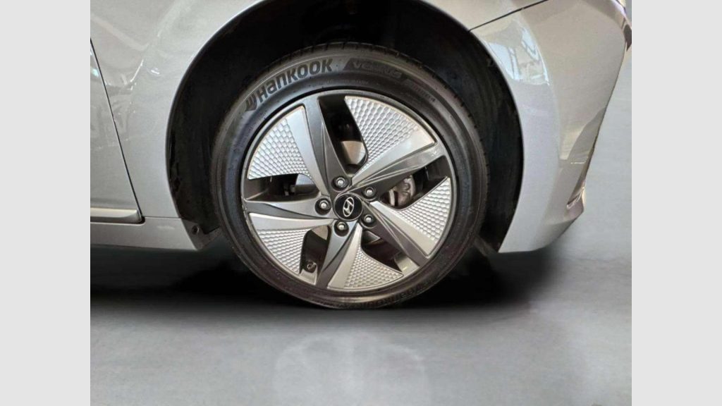 Hyundai IONIQ 1.6 GDI HEV Style DCT