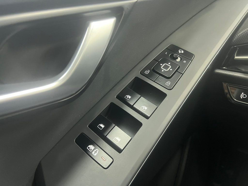 Kia Niro 1.6 GDi HEV 104kW (141CV) Drive