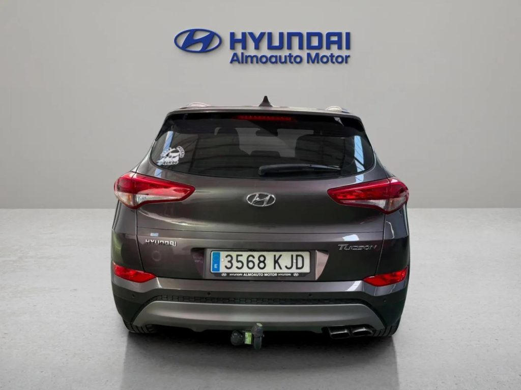Hyundai Tucson 1.6 TGDi Link Sky 4×2