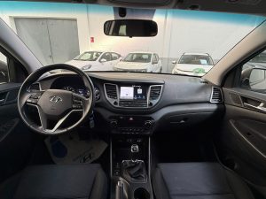 Hyundai Tucson 1.6 TGDi Link Sky 4×2