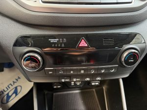 Hyundai Tucson 1.6 TGDi Link Sky 4×2