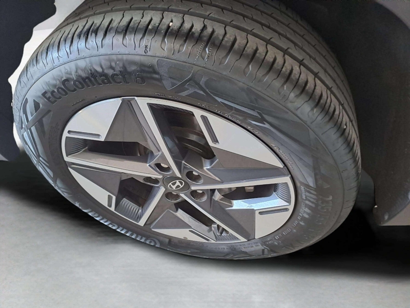 Hyundai Tucson 1.6D 100kW (136CV) 48V DCT Tecno Sky