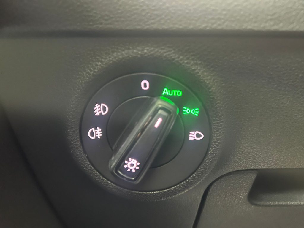 Skoda Karoq 1.0 TSI 81kW (110CV) Ambition