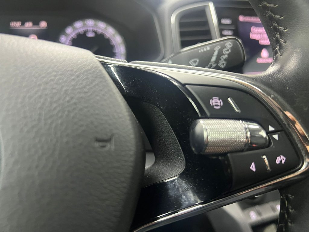 Skoda Karoq 1.0 TSI 81kW (110CV) Ambition