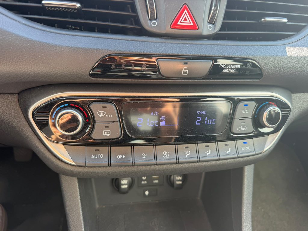 Hyundai i30 1.4 TGDI Tecno Fastback