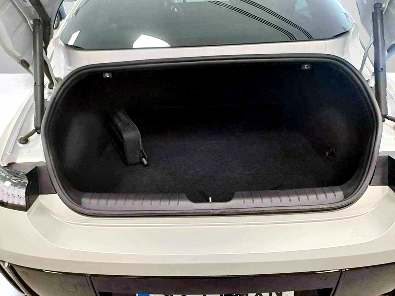 Hyundai IONIQ 6 77kWh 168kW Star RWD