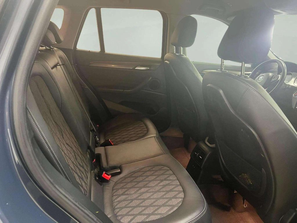 BMW X1 sDrive18dA Business