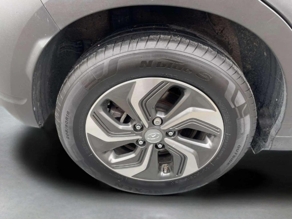 Hyundai Kona 1.6 GDI HEV Maxx DCT