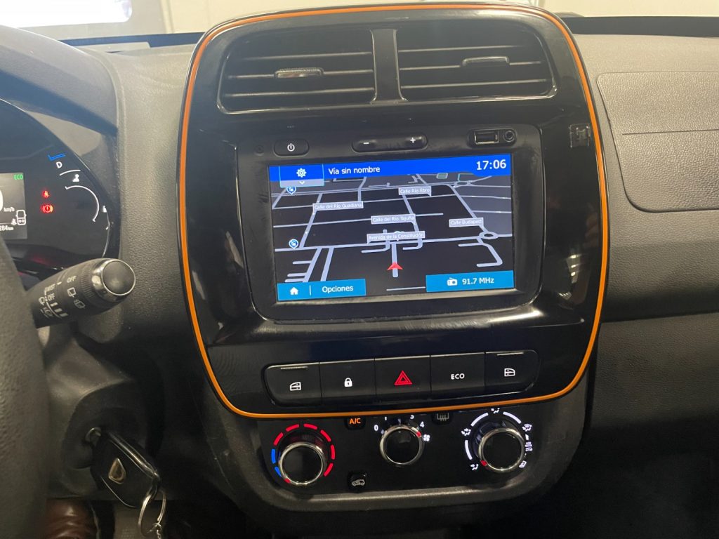 Dacia Spring Comfort Plus Electric 33kW (45CV)