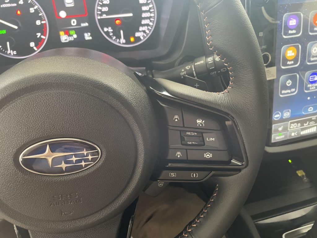 Subaru Forester 2.0i Hybrid Touring