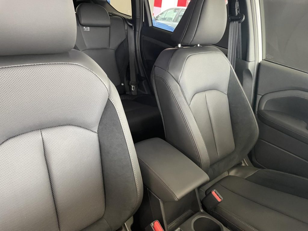 Subaru Forester 2.0i Hybrid Touring