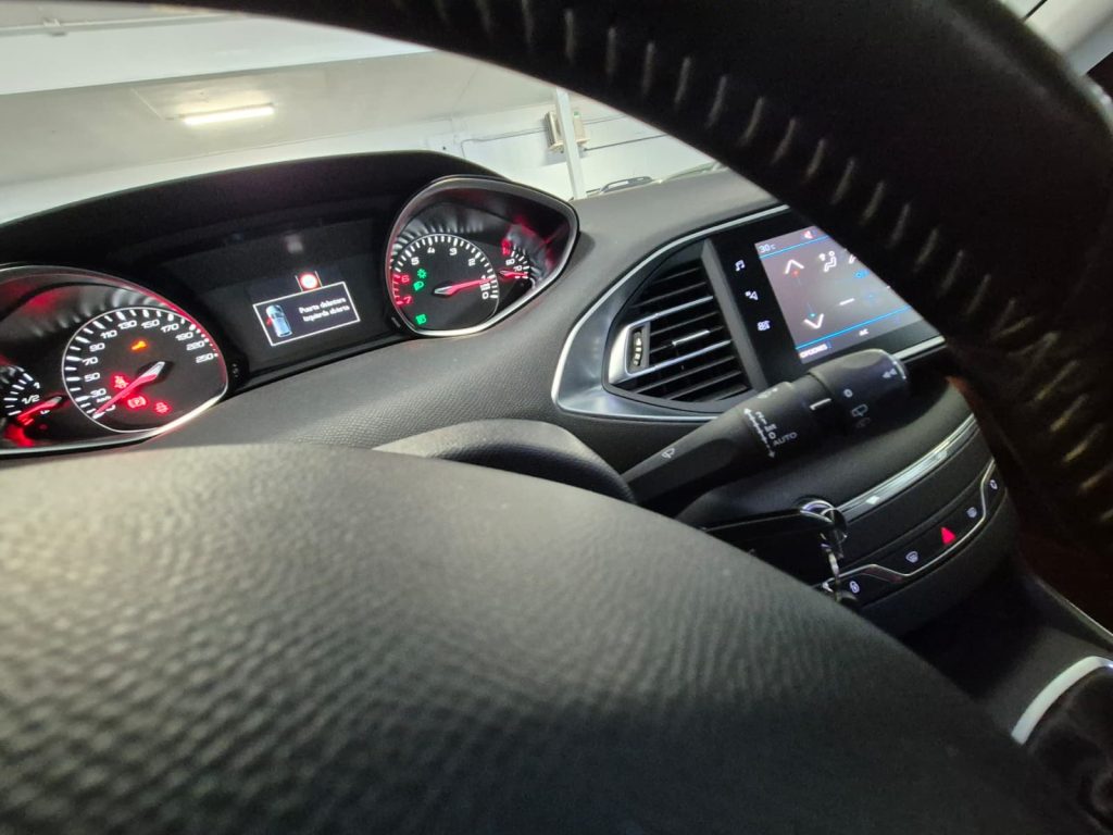 Peugeot 308 5p Allure 1.2 PureTech 96KW (130CV)