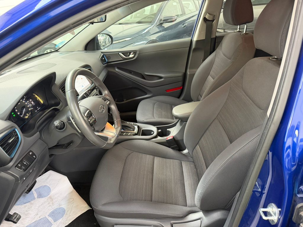 Hyundai IONIQ 1.6 GDI PHEV Tecno DCT