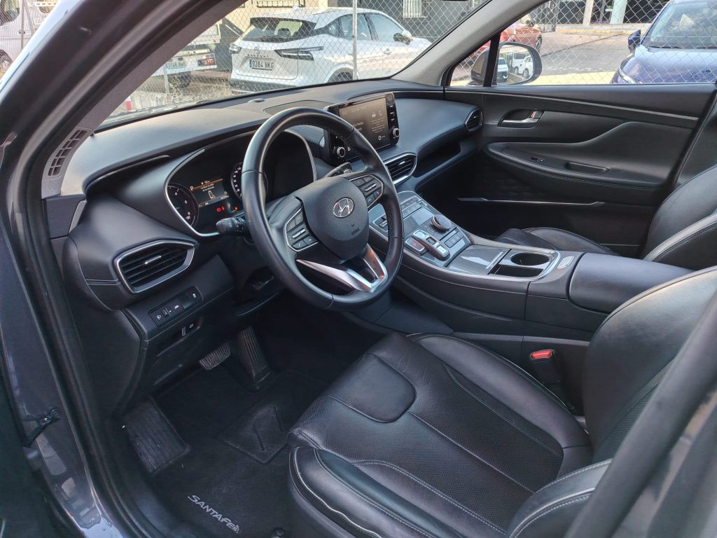 Hyundai Santa Fe 2.2 CRDi Maxx DCT 4×2