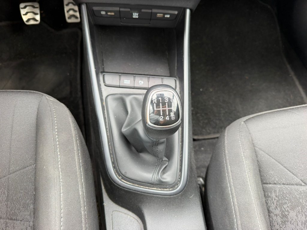 Hyundai Bayon 1.0 TGDI 74kW (100CV) 48V Maxx