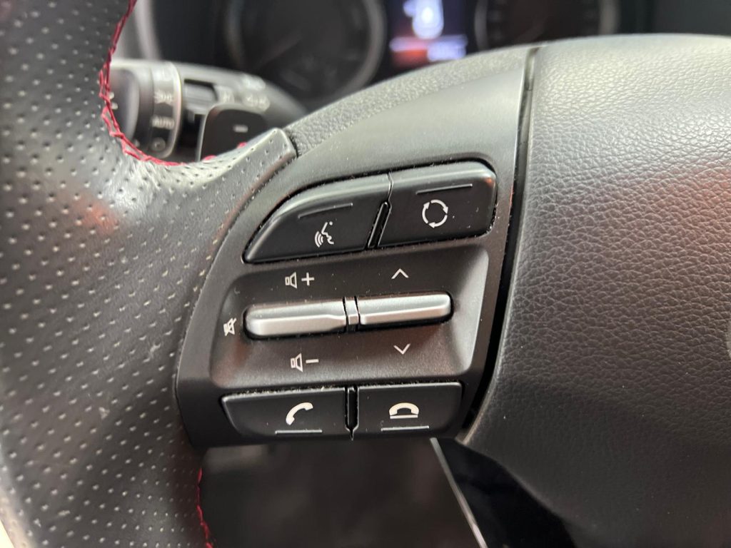 Hyundai Kona 1.6 GDI HEV Tecno Red DCT