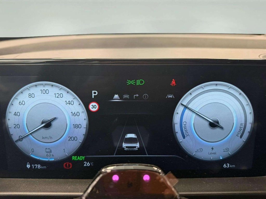 Hyundai Inster 42KWH 71KW (97CV) Klass