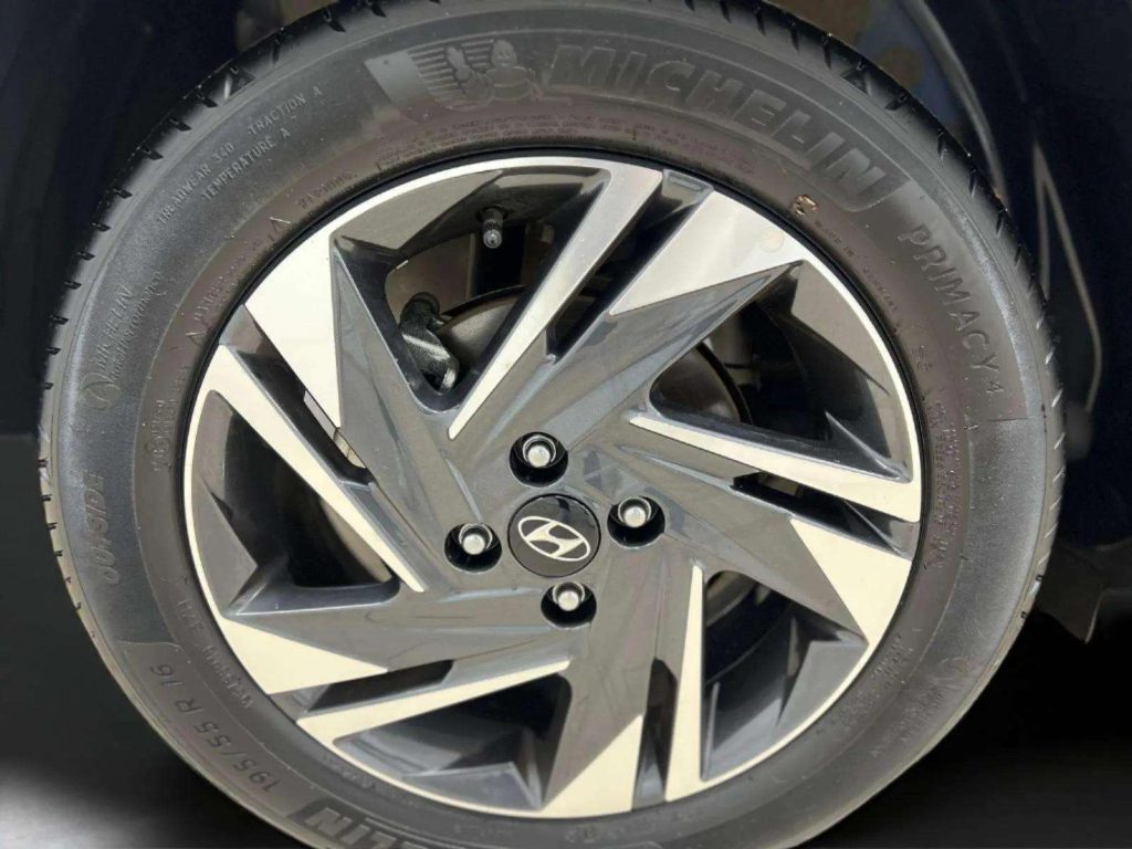 Hyundai Bayon 1.0 TGDI 74kW (100CV) 48V Maxx
