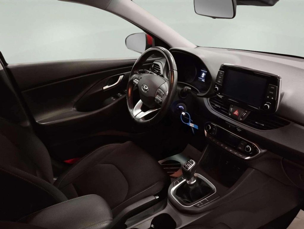 Hyundai i30 1.0 TGDI 48V Klass Fastback