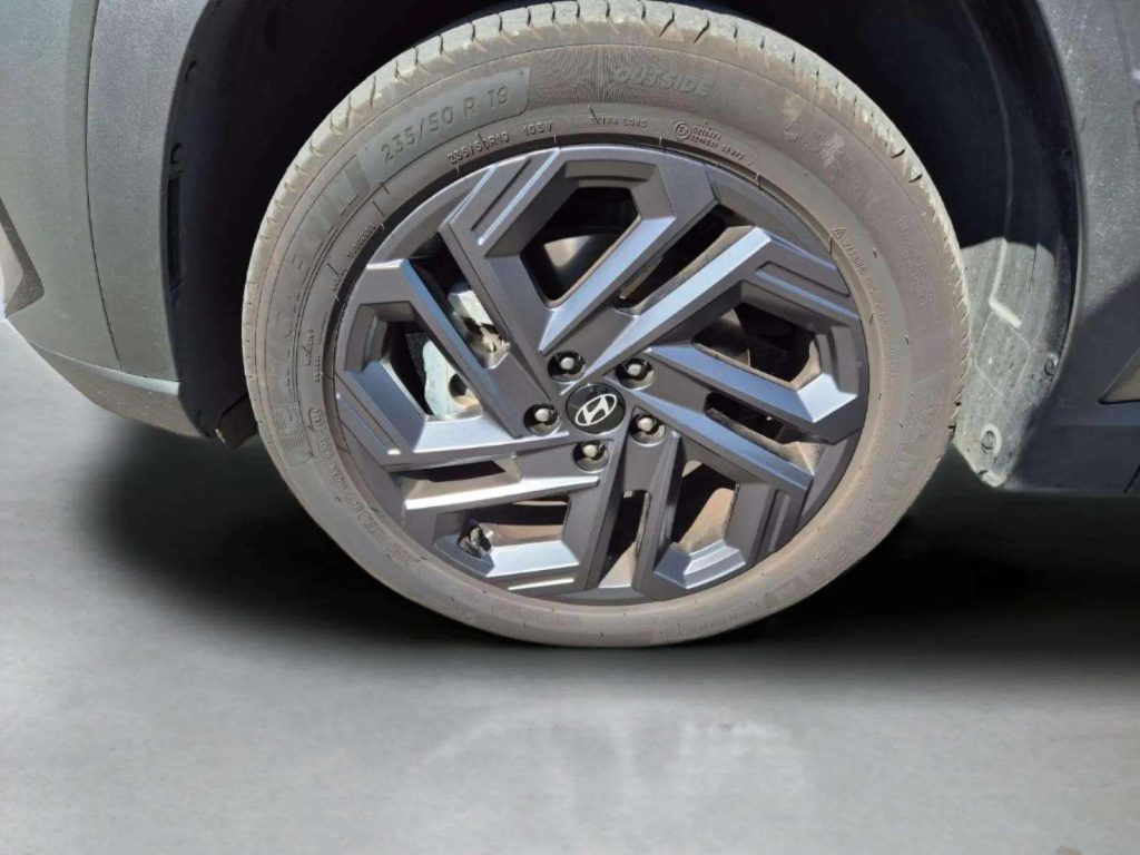 Hyundai Tucson 1.6T 158kW (215CV) HEV AT 20 Aniversario Sky                           Hyundai Tucson 1.6T 158kW (215CV) HEV AT 20 Aniversario Sky
