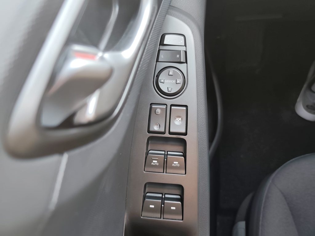 Hyundai IONIQ 1.6 GDI PHEV Tecno DCT