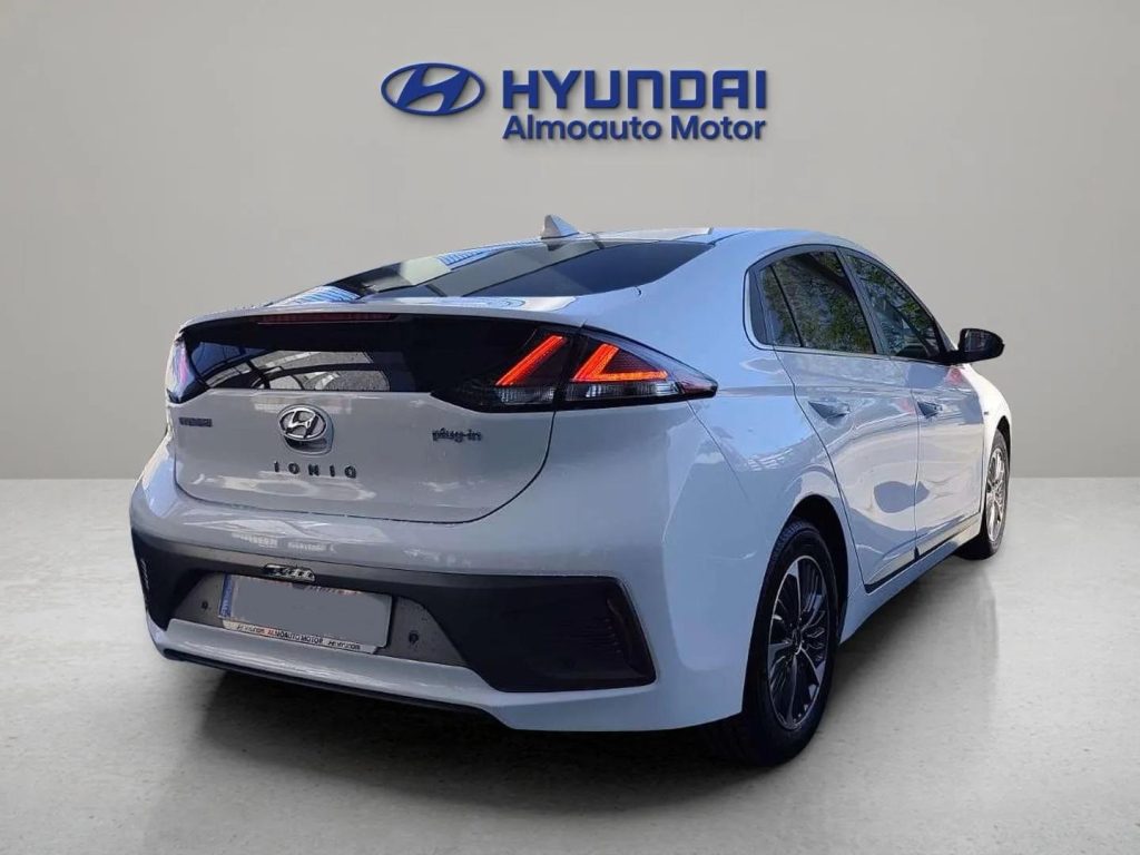 Hyundai IONIQ 1.6 GDI PHEV Tecno DCT